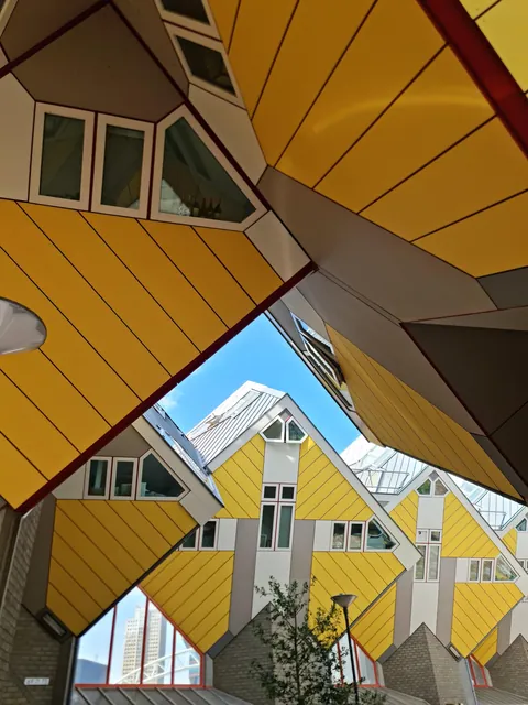 [OC] Cube House (Rotterdam, Netherlands 🇳🇱)