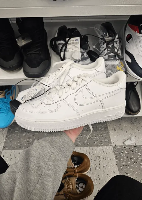 This Ross won't stop 🔥🤦 Sacai x Nike Cortez for $60 and more!!