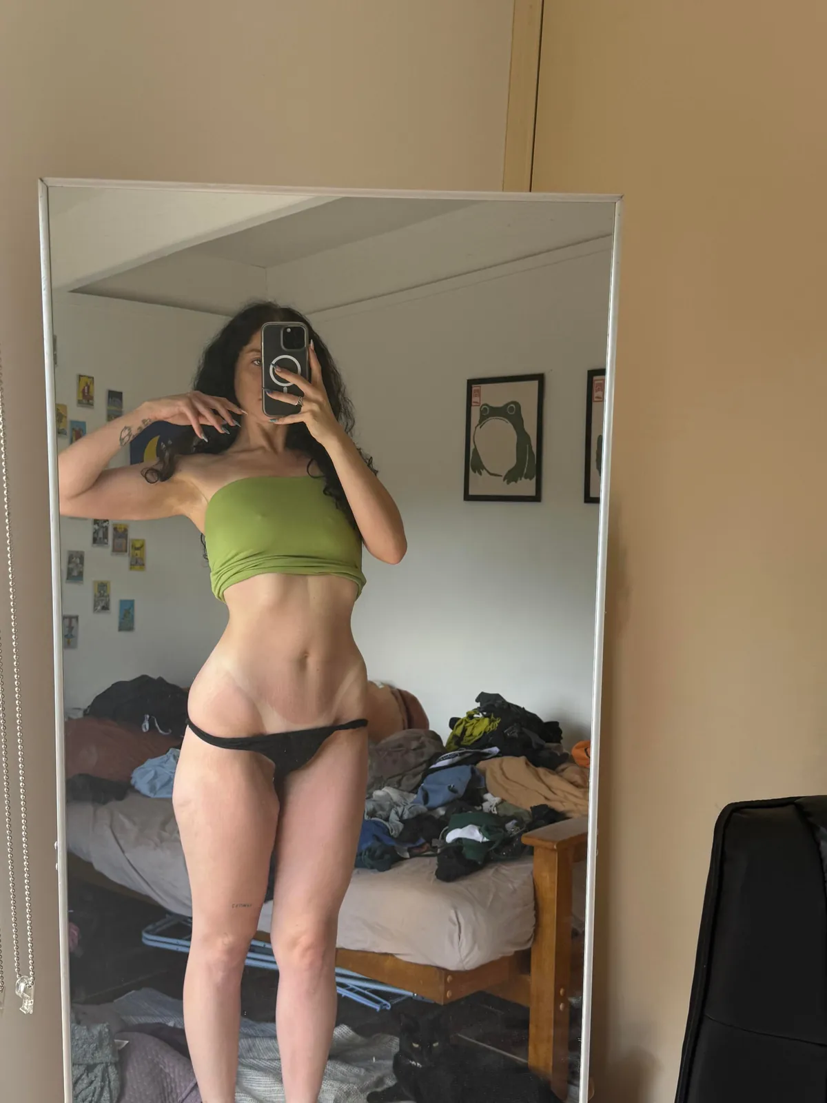 an album of some recent nudes for you, cumming is encouraged (f)