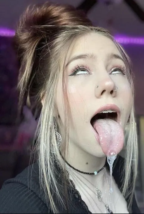 Being part of Gen Z is great everyone is a gooner/goonette this is try the Gooner generation!