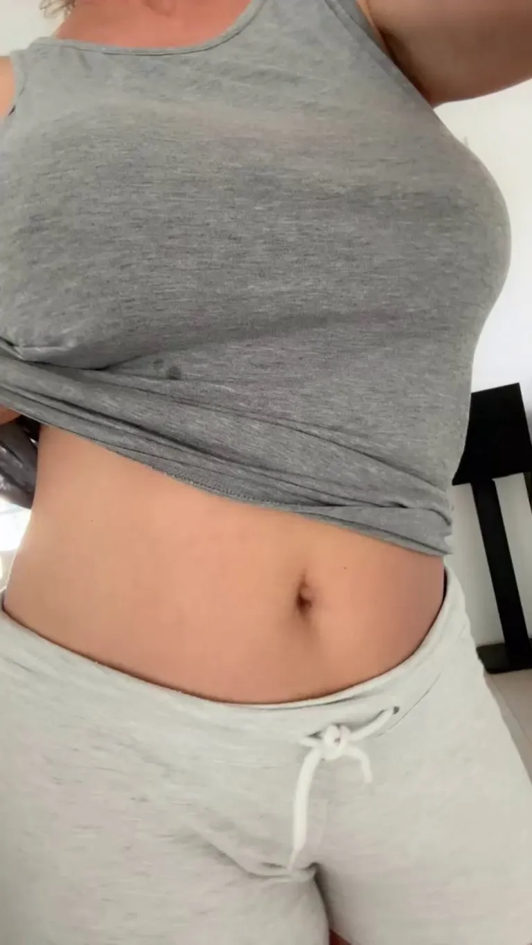 Revealing my perfectly sun kissed tits 