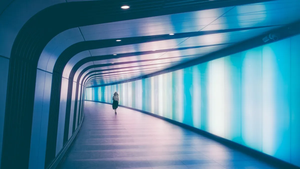 Hey guys, taken when passing through the London tube. Any thoughts on the colours and composition?