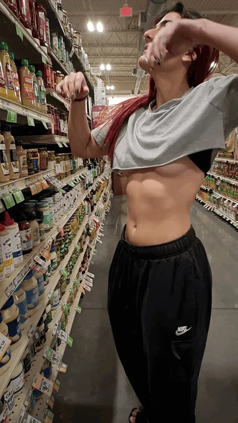 I Think My Shirt Is Too Short 