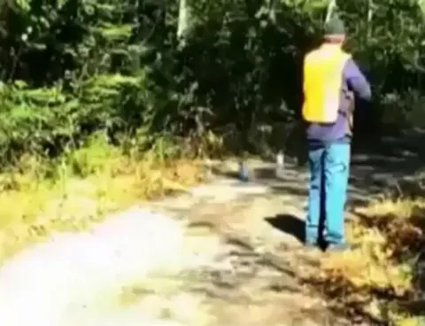 Never don't look into the muzzle