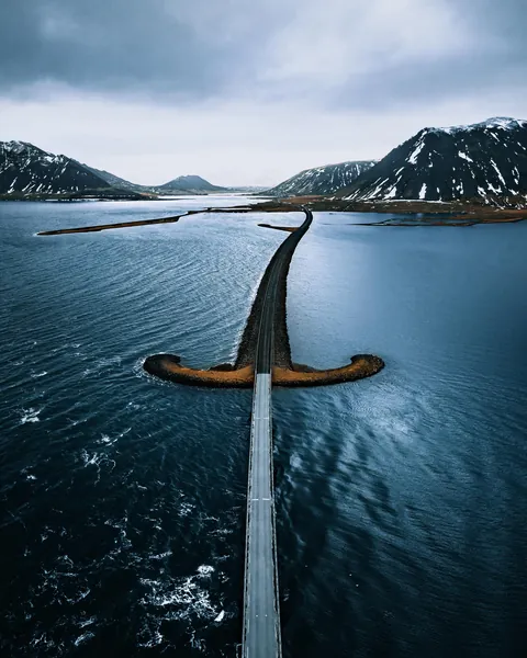 ITAP of a sword bridge in Iceland