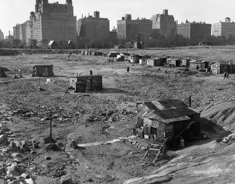 Early 1930s, Hoovervilles, the place where people who had lost everything during the depression lived. One step before total homeless