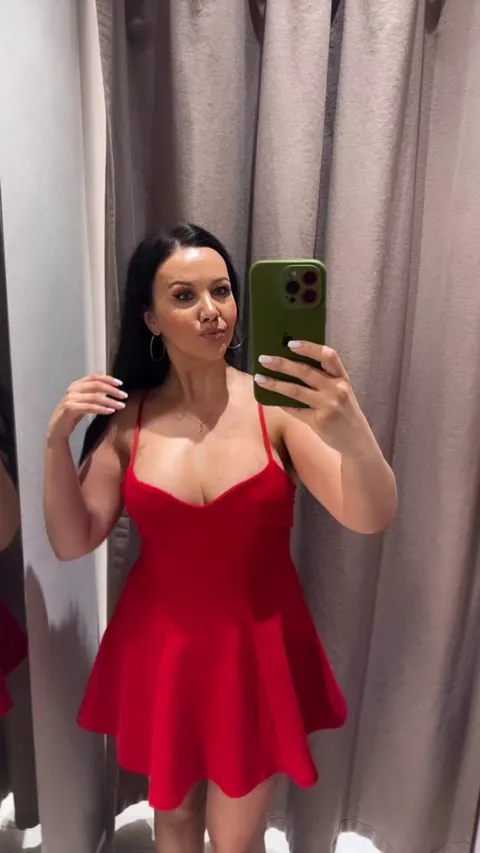 I like to have fun in the fitting room