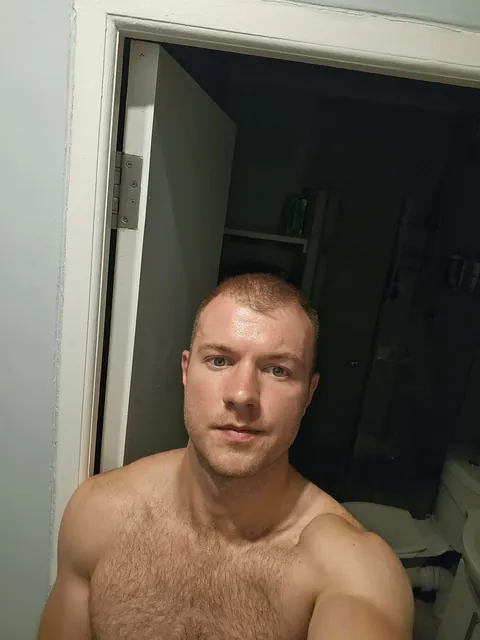Honest question; hair or no hair?