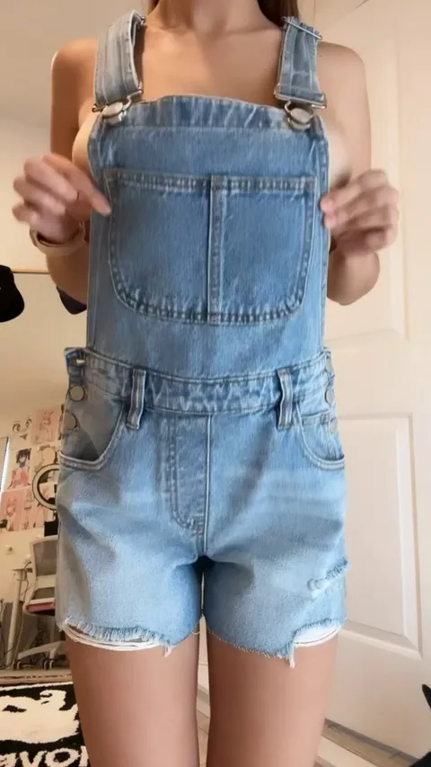 My big titties don’t fit very well in overalls lol🤪 [OC]