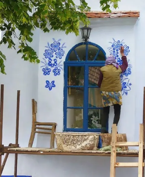 90 years old Agnes Kasparkova turns her small village into an art gallery