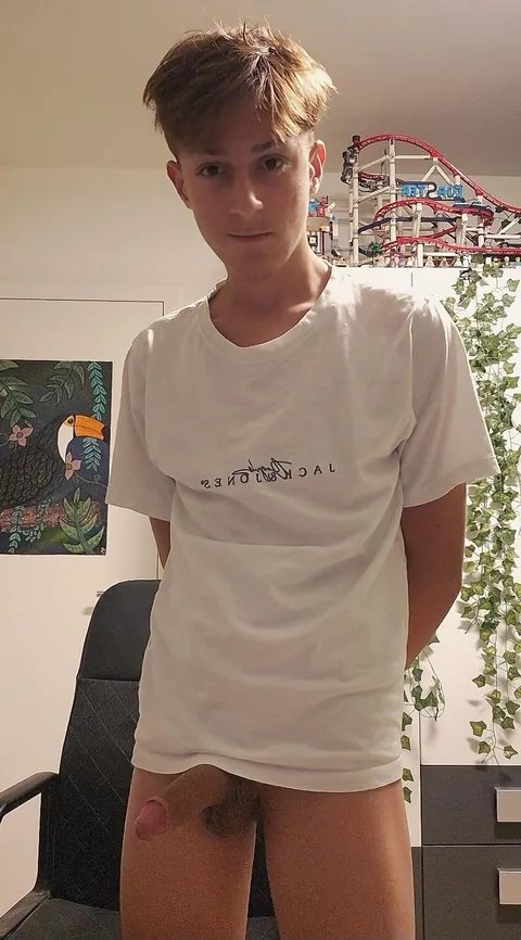 Swipe to undress