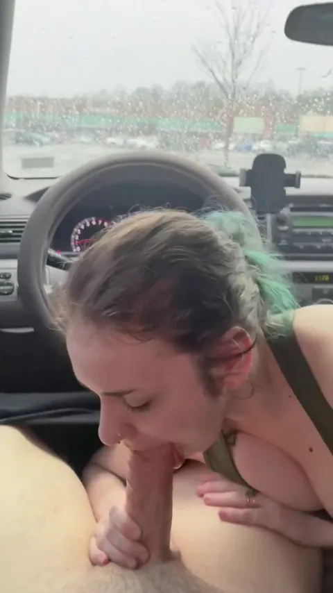 Yung baddie sucks dick right outside of Walmart