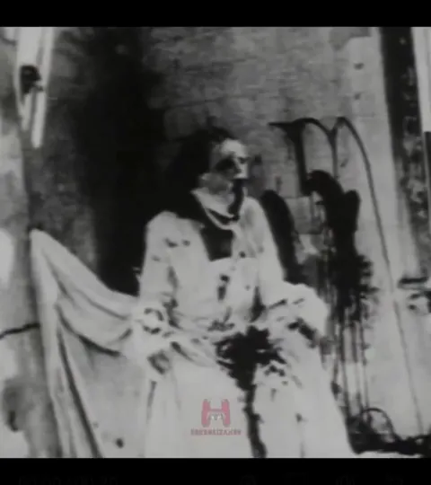 BEGOTTEN (E. Elias Merhige, 1989)