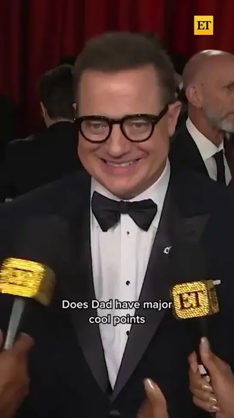 Brendan Fraser...the cool dad!