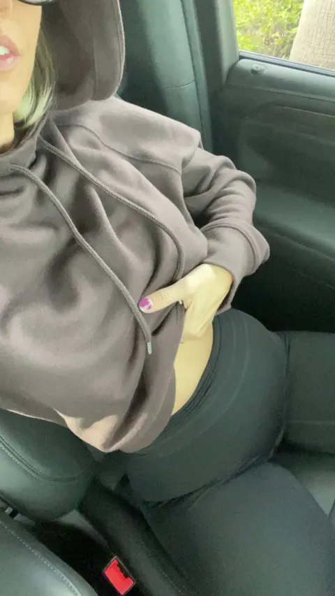 The dads love me at the school pickup line