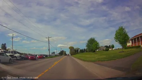 Who’s at fault? She put her turn signal on but pulled off on to the shoulder.[OC]