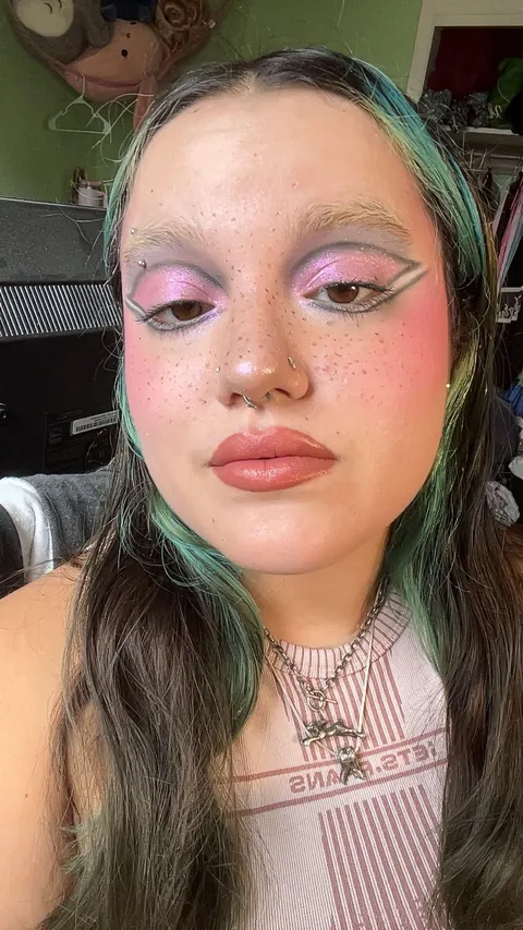 Chappell Roan inspired makeup