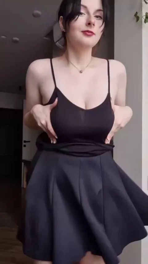 here my outfit for our first date