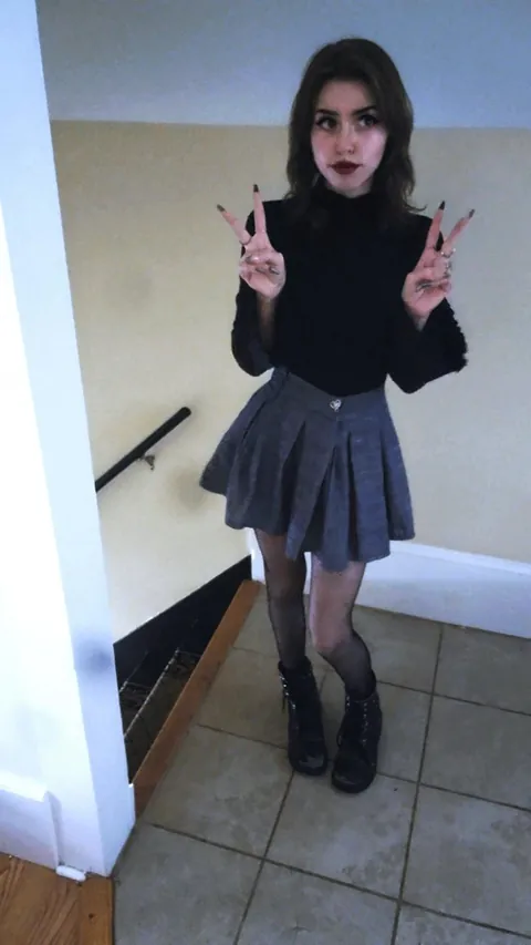 Do your worst 🤝 I am as annoying as I look so plz don't feel bad