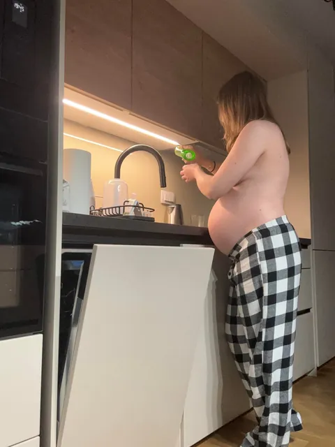 Casual kitchen nudies