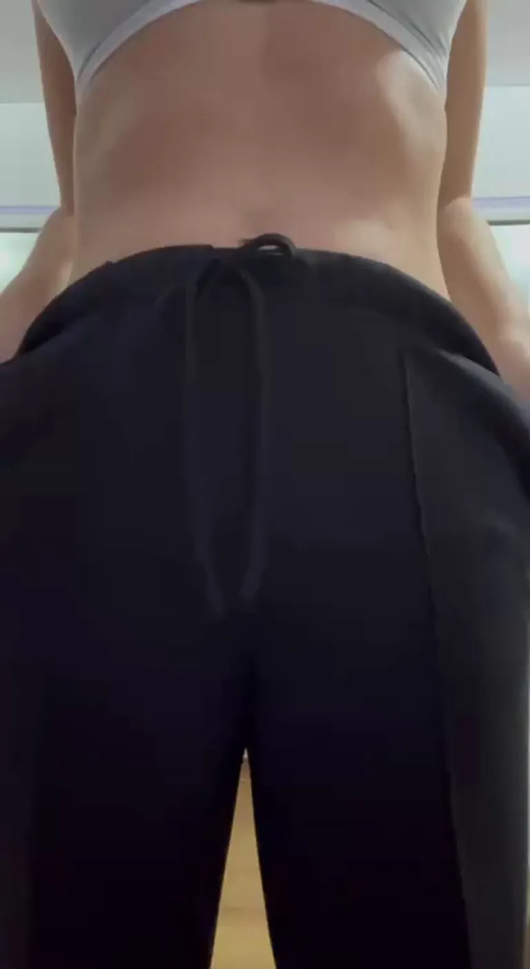 My pussy looks better when I uncover it