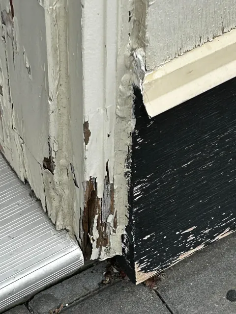 How do I fix this?  New house owner