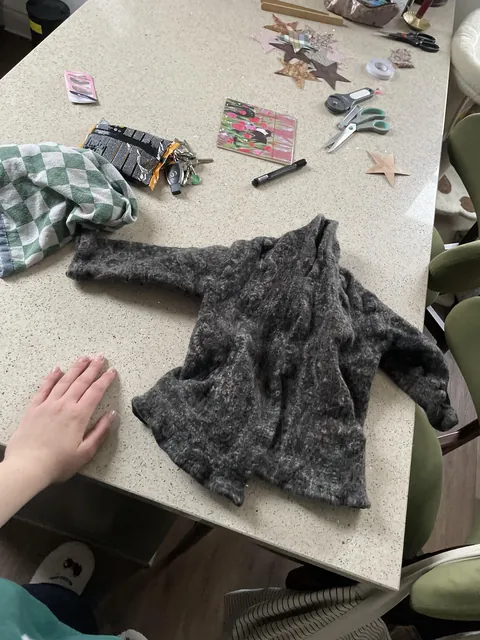 Shrunk my new (to me) vintage cardigan and I wanna cry