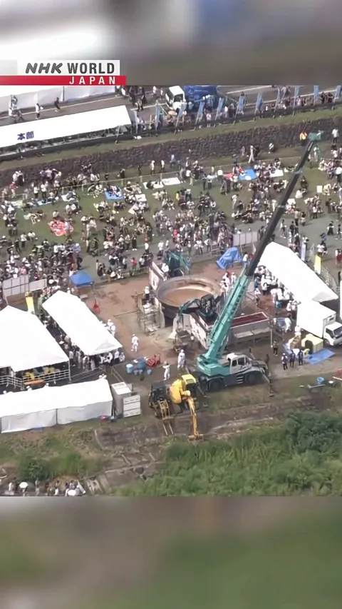 21 Foot Bowl of Taro Root Soup at Japanese Festival