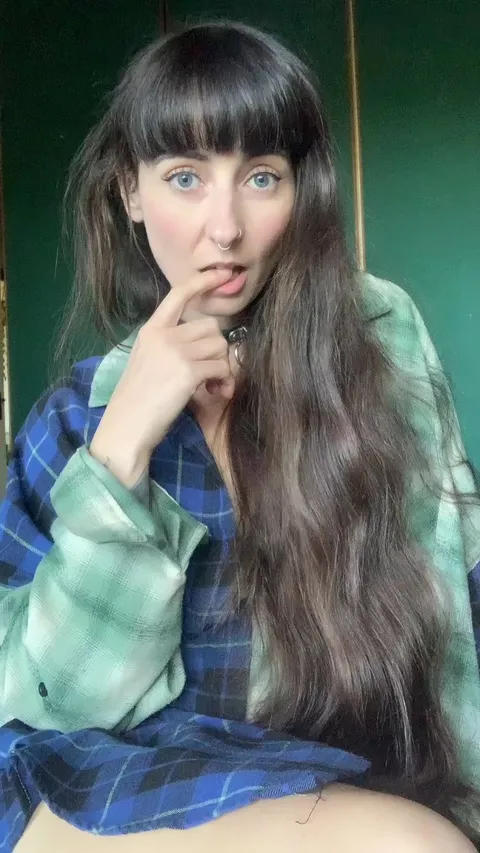 Look how fast I get naked on demand!