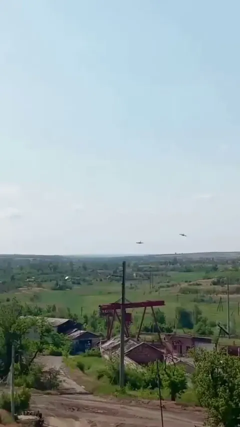 A Russian Su-25 pilot accidentally shot down his wingman with unguided rockets over Donetsk Oblast