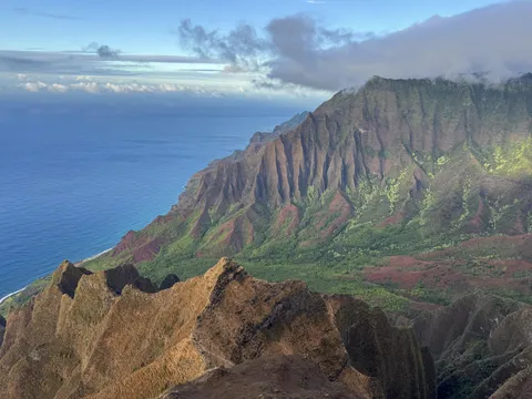 Nā Pali Coast, Kauai - Hawaii [OC] [5712 x 4284]