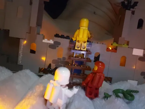 The haunted house and the secret portal. (f)