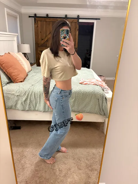 I love when my teacher milf/wife’s need for attention turns into a sexy slideshow before she goes to work