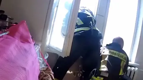 Firefighters snatches suicide jumper out of mid air