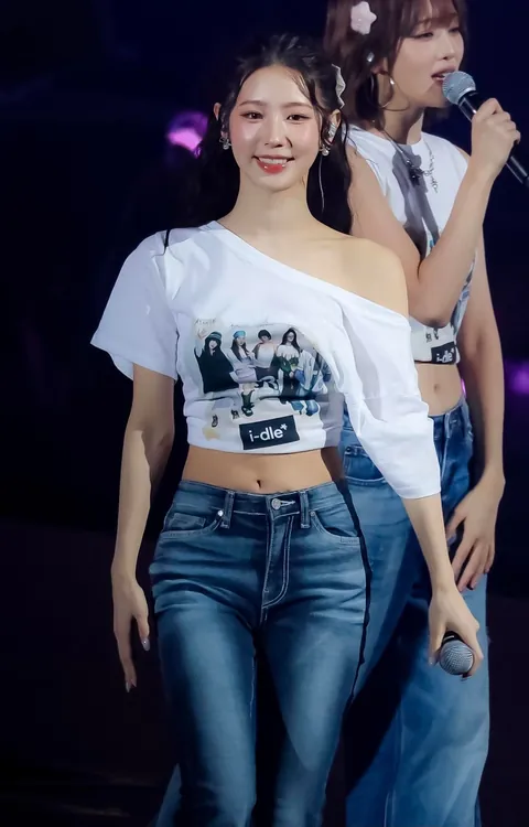 Idle- Miyeon ft. Minnie