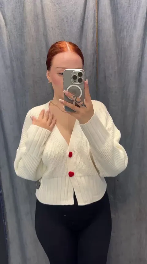 I really liked this sweater