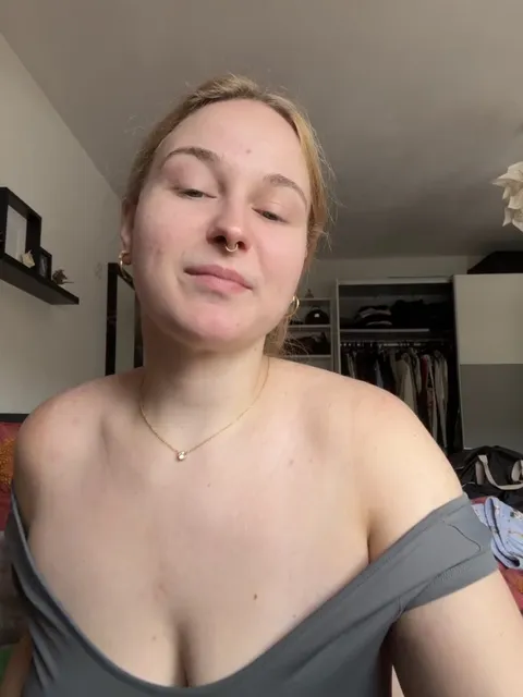 I want to be your favourite snack this weekend