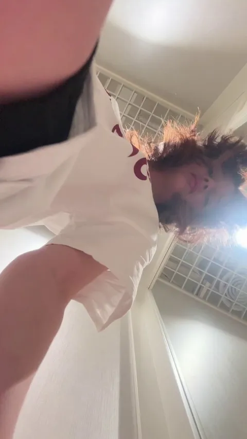 I feel really hot when I take my panties off in changing room