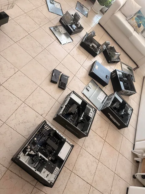 Corporate office shut down gold mine