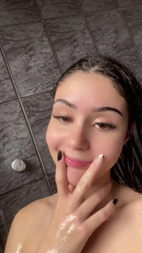 Do I look like the cutest Latina you’ve seen?