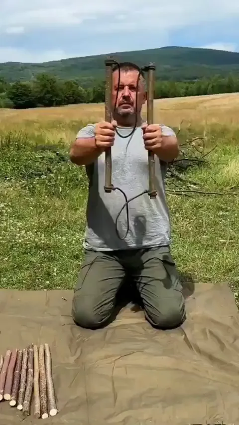 How to make an outdoor emergency/camping basket