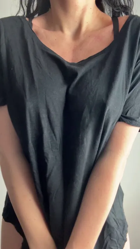 titty reveal for you