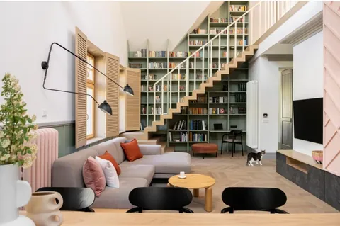 Living room of an apartment in Sopot, Poland. [1325x880]