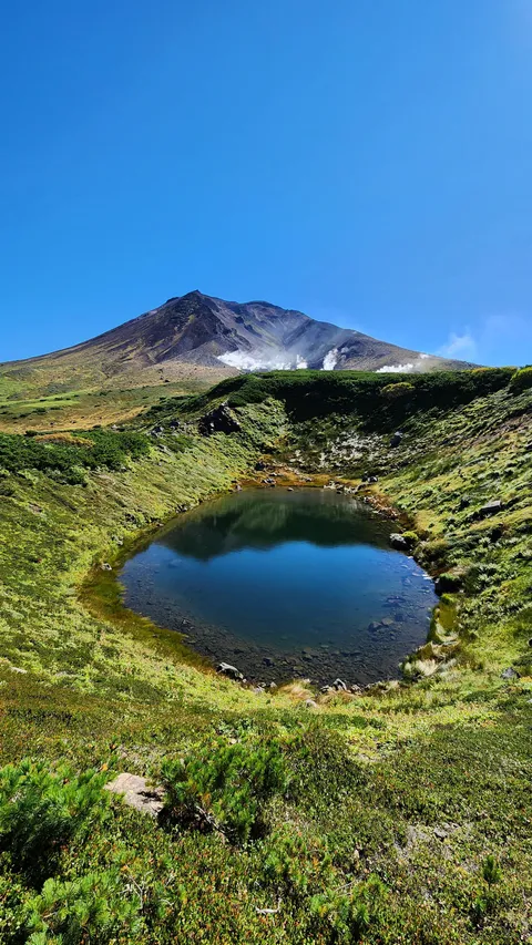 Asahidake Volcano, Japan [OC, 2252x4000]