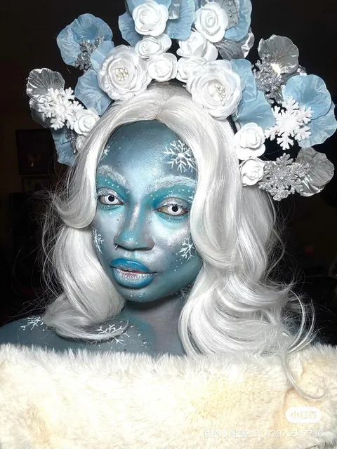 fellow artistic makeup girlies?