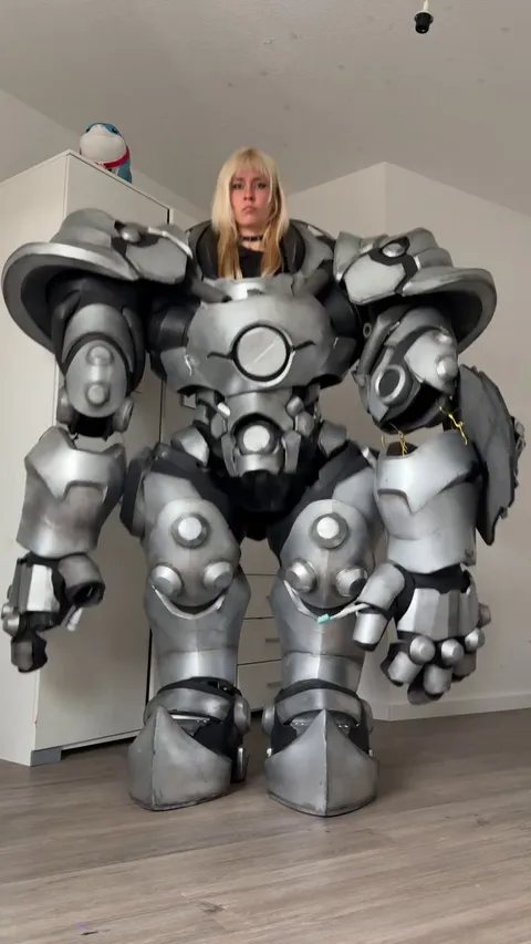 Daily tasks in Reinhardt armor