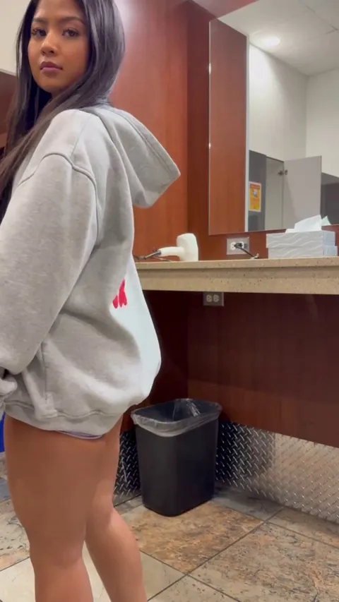 College Filipina peach reveal