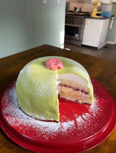 [homemade] Swedish Princess Cake - Prinsesstårta