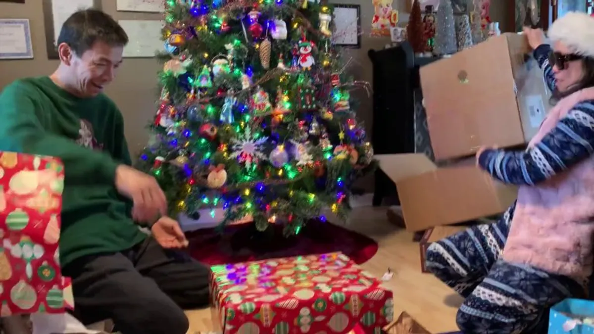 A surprise Christmas gift for a hardworking dad :) 🎮