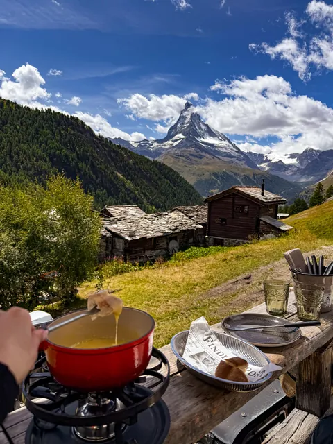 2 weeks hiking &amp; summer skiing in Switzerland August 2025 - Lauterbrunnen, Grindelwald, Thun, Zermatt, Lucerne